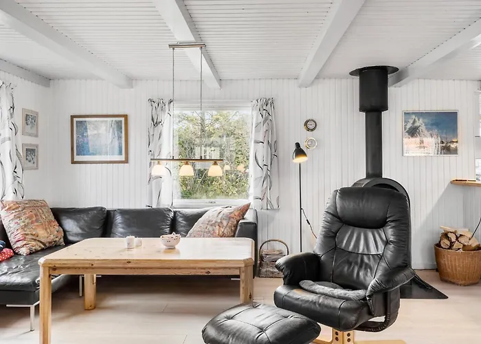 Semesterbostad Pet Friendly In With Wifi